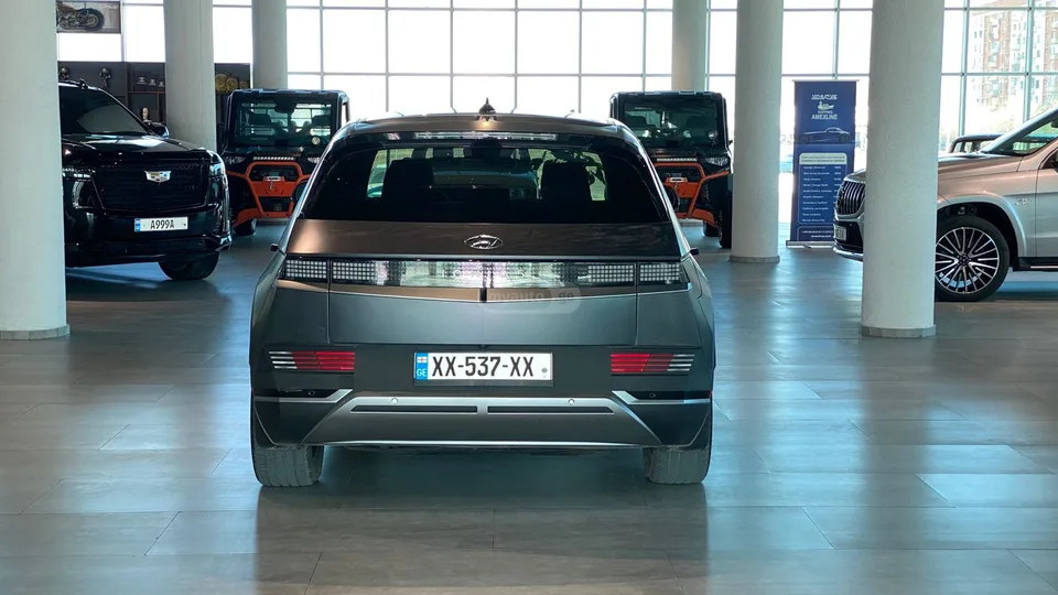 Hyundai Ioniq 5 2023 — миниатюра 3