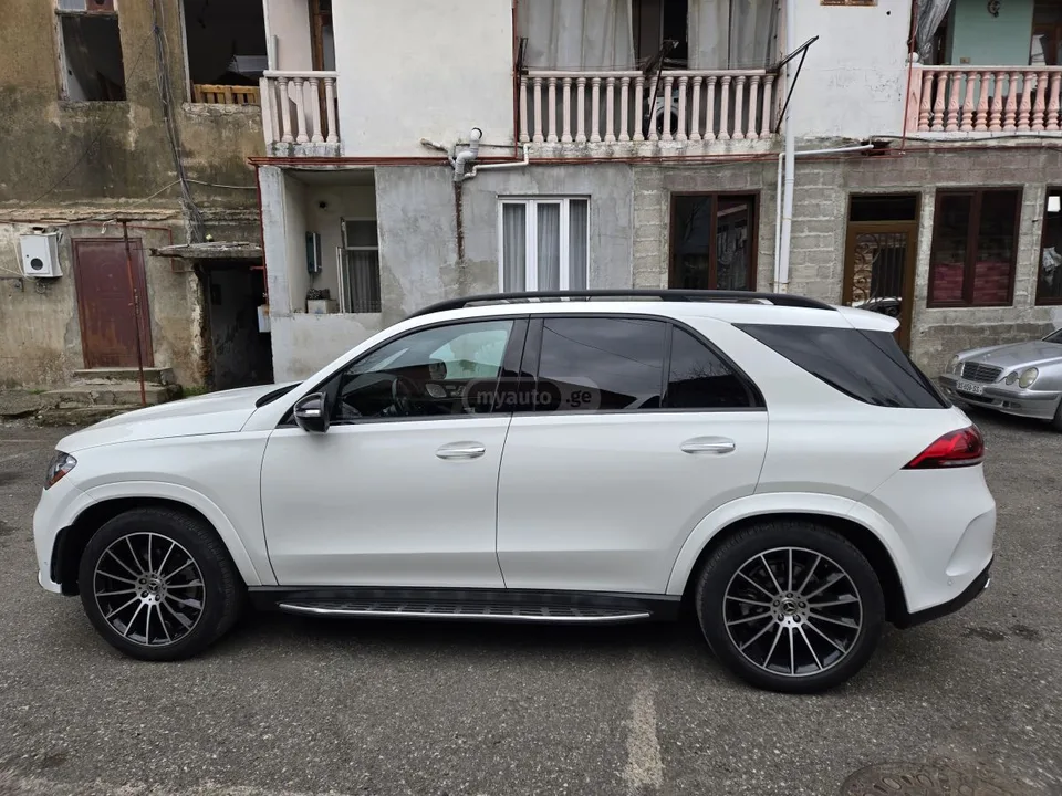 Mercedes-Benz GLE 350 2023 — миниатюра 3