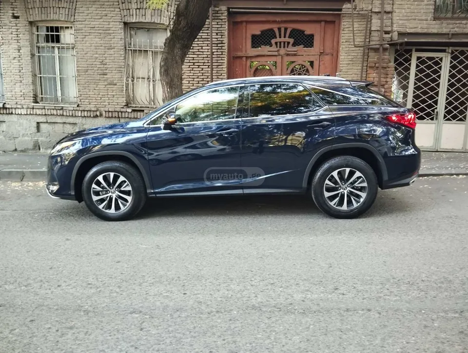 Lexus RX 350 Base 4dr Front-Wheel Drive Aut 2022 — миниатюра 2