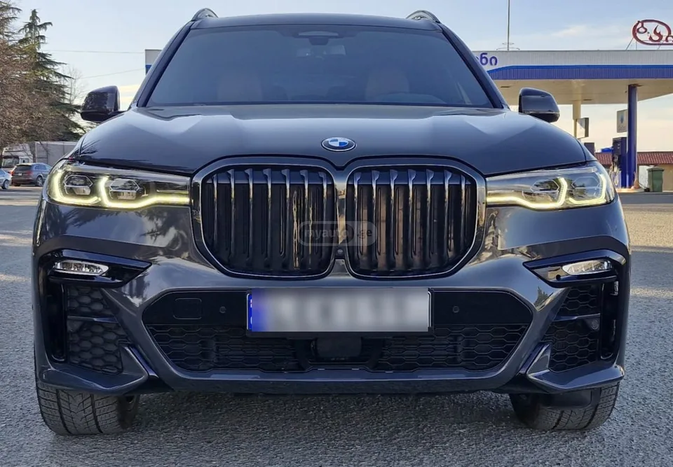 BMW X7 X7M 2023 — фото 1, купить с доставкой в Москву