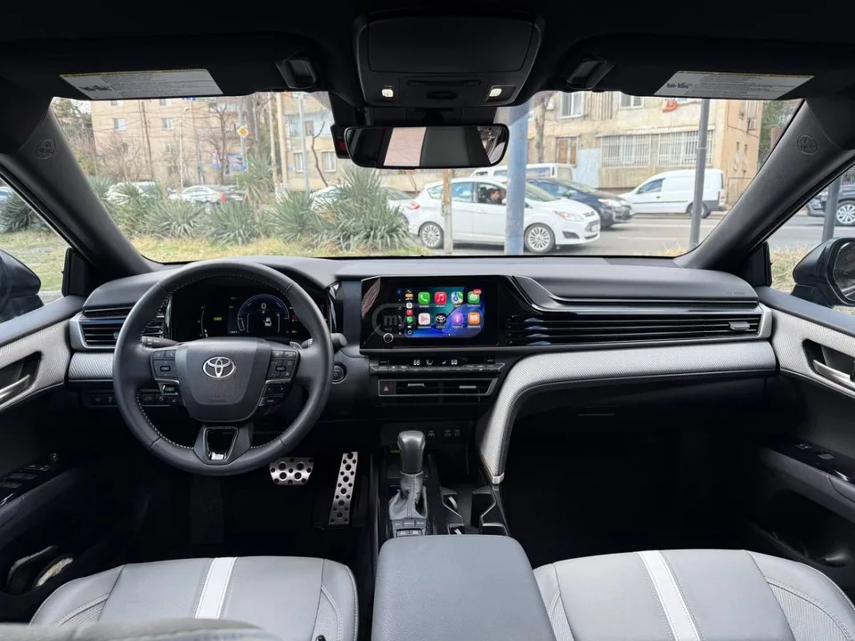 Toyota Camry XSE Nightshade Edition 2025 — миниатюра 4