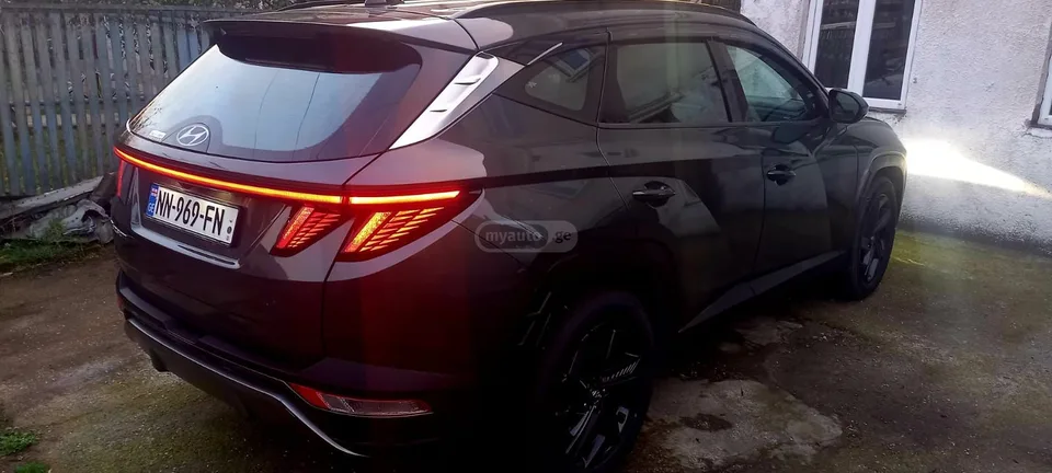 Hyundai Tucson Limited 4dr Front-Wheel Drive 2022 — миниатюра 2