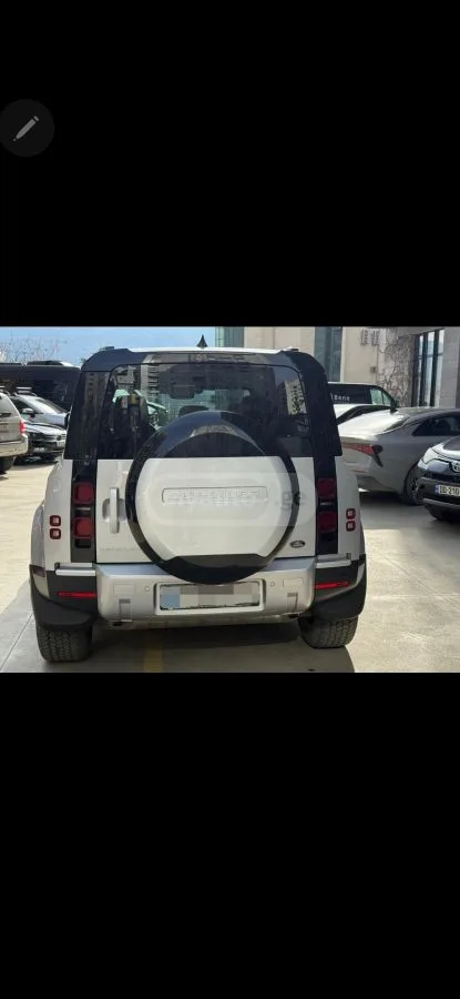Land Rover Defender 110 2022 — миниатюра 5