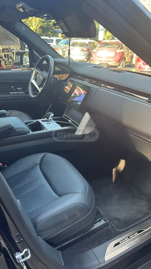 Land Rover Range Rover 2025 — миниатюра 3