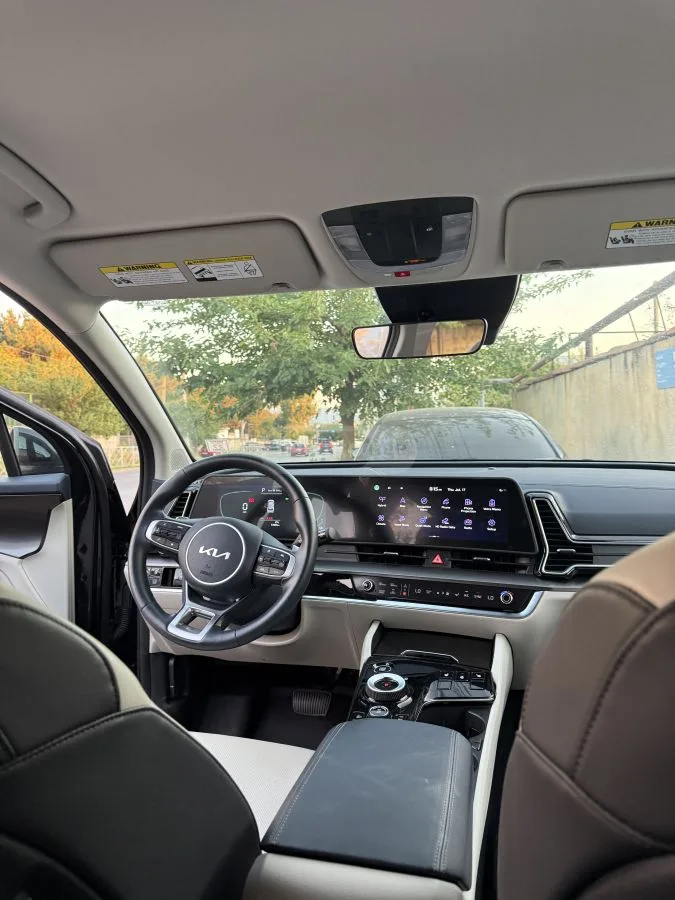 Kia Sportage EX 2023 — миниатюра 3