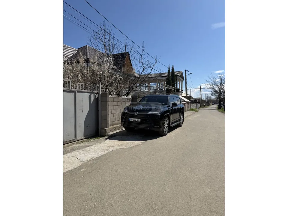 Lexus LX 600 2023 — миниатюра 3