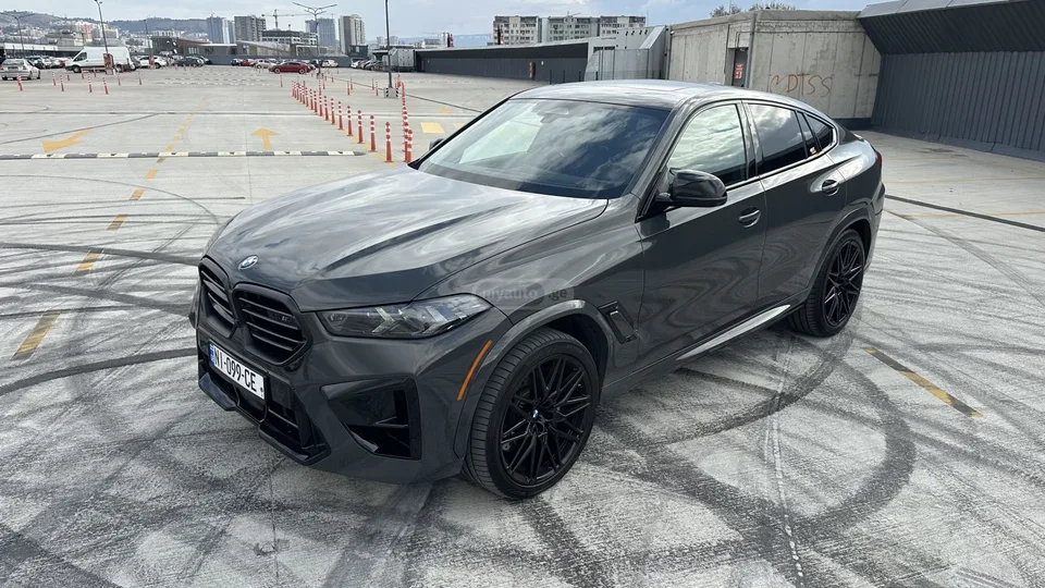 BMW X6 M Competition 2024 — фото 1, купить с доставкой в Москву