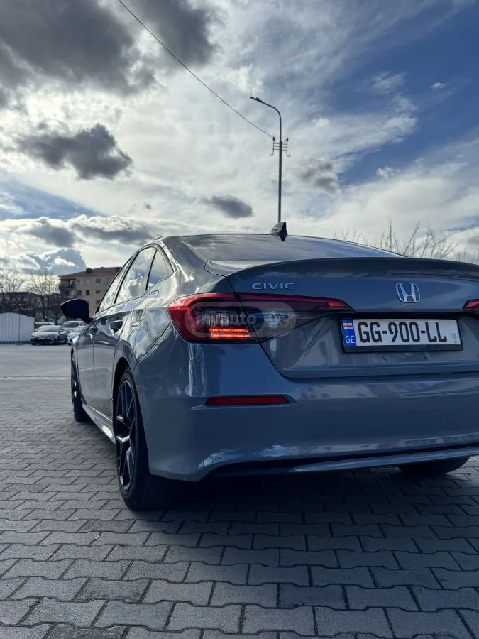 Honda Civic 2022 — миниатюра 3