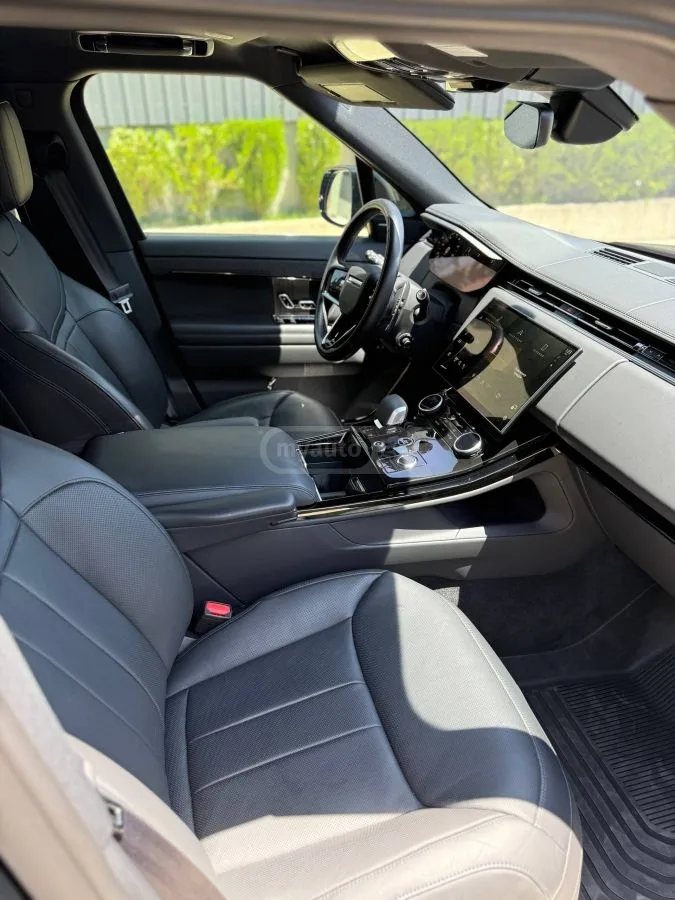 Land Rover Range Rover Sport P400 SE Dynamic 2023 — миниатюра 4
