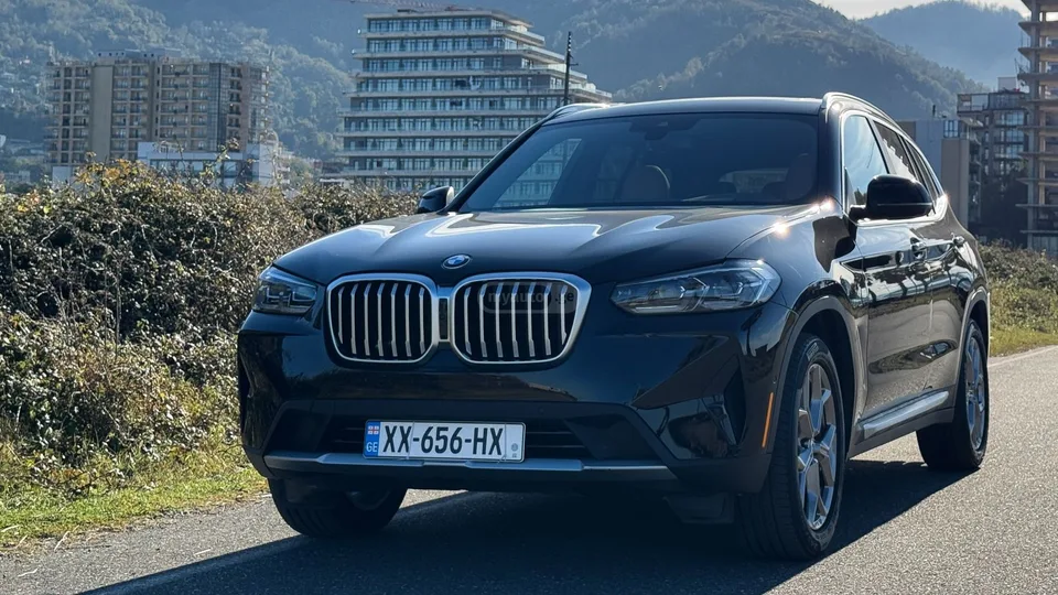 BMW X3 2023 — фото 1, купить с доставкой в Москву