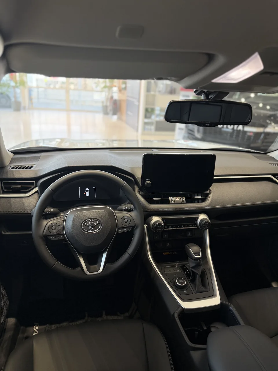 Toyota RAV 4 2025 — миниатюра 3