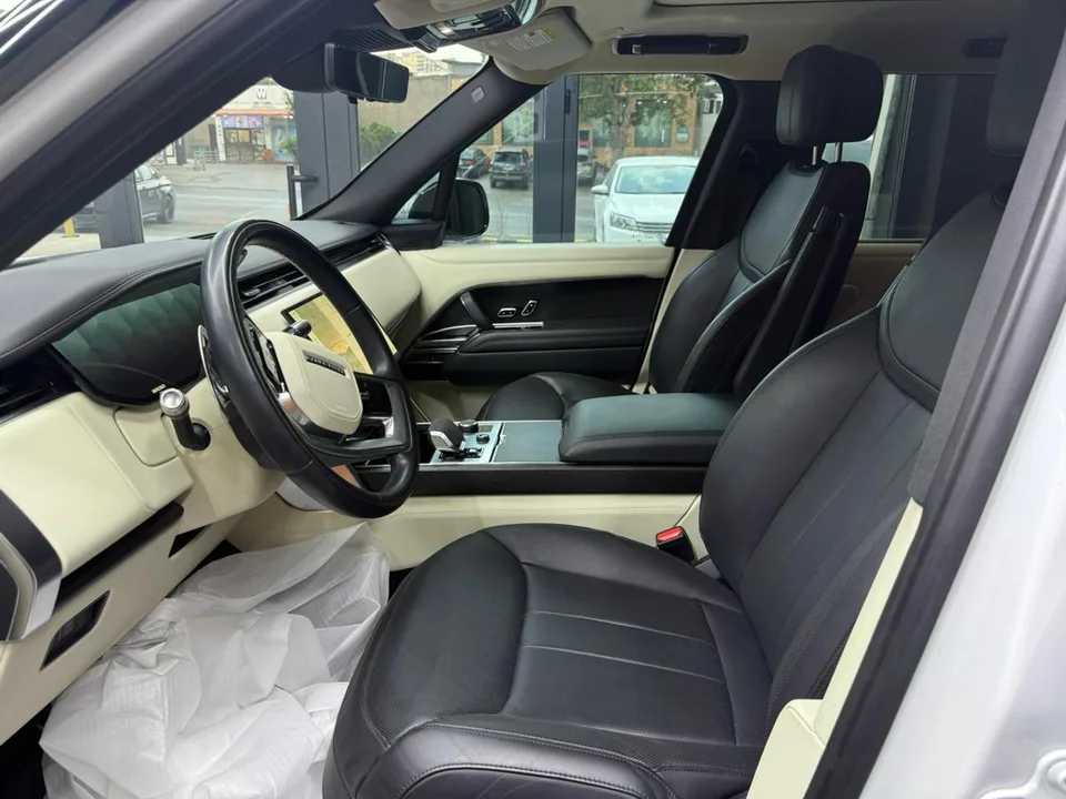 Land Rover Range Rover P530 SE 4dr All-Wheel Drive LW 2022 — миниатюра 5