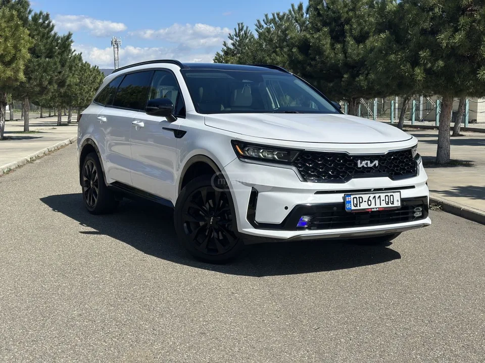 Kia Sorento 2022 — фото 1, купить с доставкой в Москву