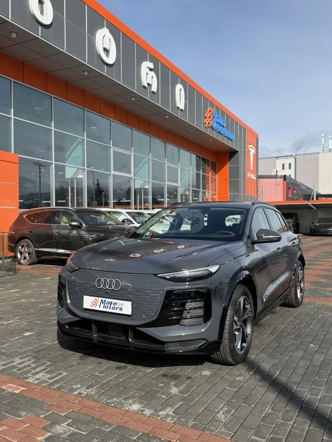 Audi E-Tron Q6 E-Tron 2025 — фото 1, купить с доставкой в Москву