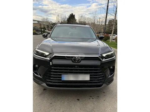 Toyota Highlander 2024 buy in Moscow
