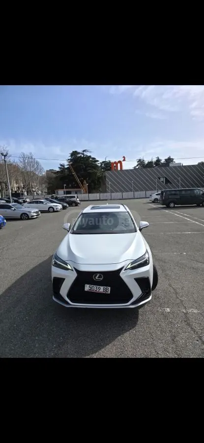 Lexus NX 350 2024 купить в Москве