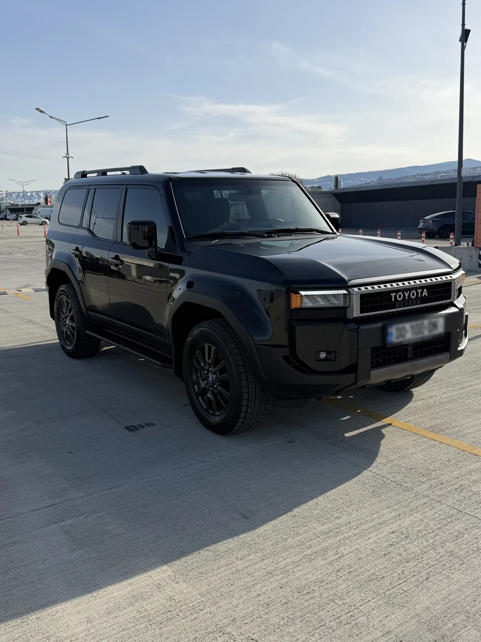 Toyota Land Cruiser Prado 2024 — миниатюра 2