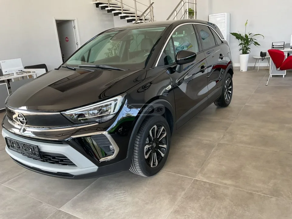 Opel Crossland X 2023 — фото 1, купить с доставкой в Москву