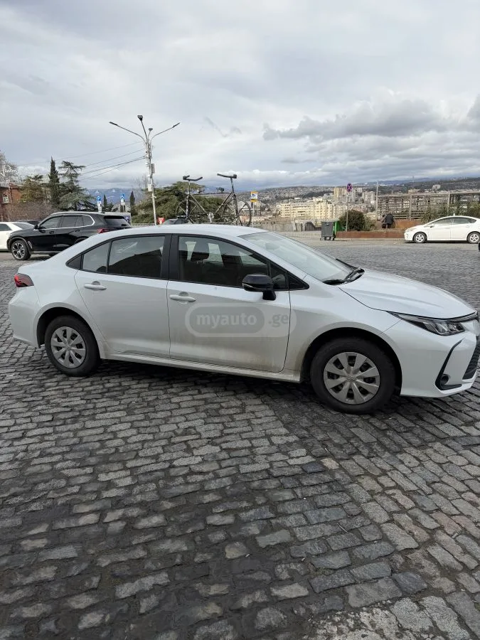 Toyota Corolla 2025 — миниатюра 2
