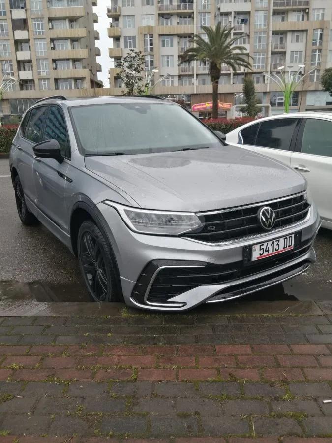 Volkswagen Tiguan R - LINE 2022 — миниатюра 2