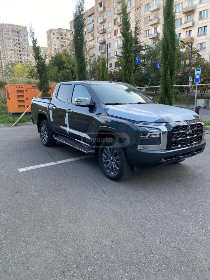 Mitsubishi L 200 2026 — фото 1, купить с доставкой в Москву