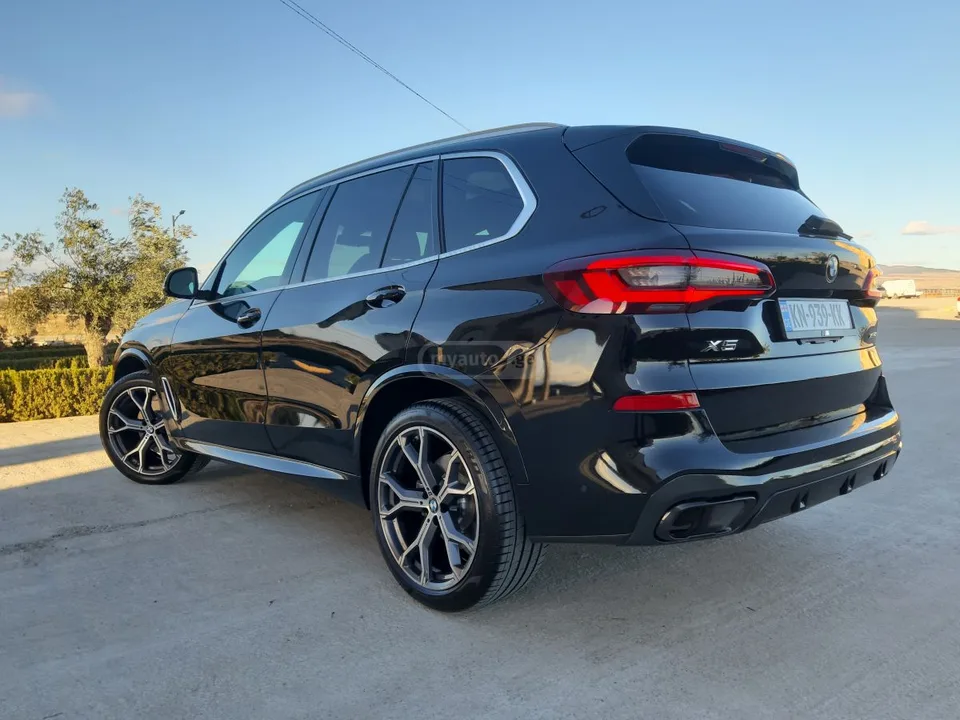 BMW X5 X-DRIVE...14,534-MILE,,ACTUAL, 2022 — фото 1, купить с доставкой в Москву
