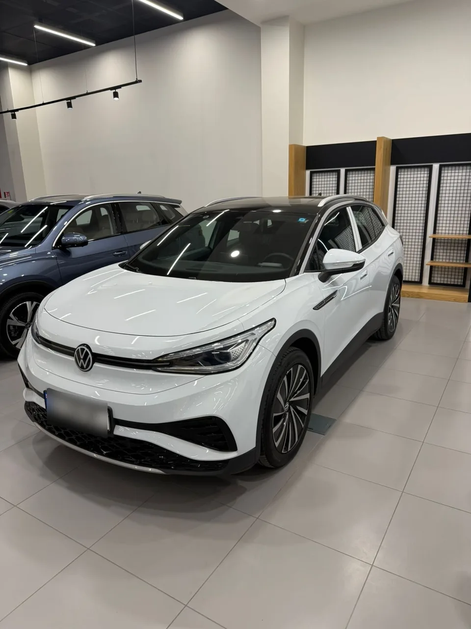 Volkswagen ID 4 Pure+ 2022 — фото 1, купить с доставкой в Москву
