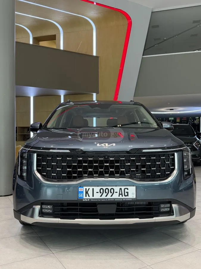 Kia Carnival 2024 — фото 1, купить с доставкой в Москву