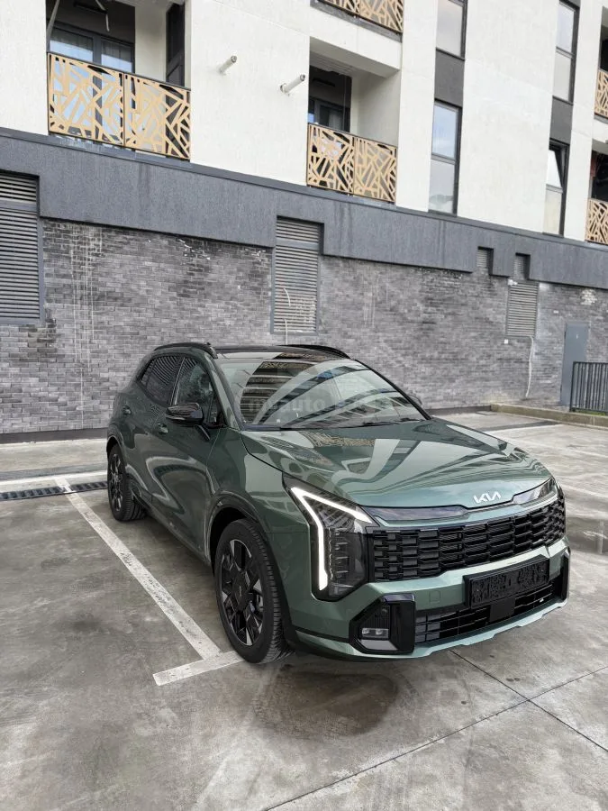 Kia Sportage 2025 — фото 1, купить с доставкой в Москву