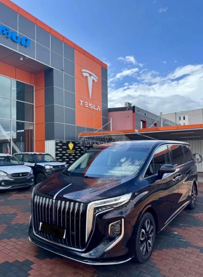 Hongqi H9 2022 — миниатюра 2