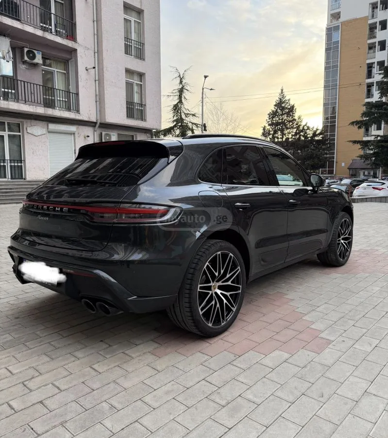 Porsche Macan 2022 — миниатюра 5