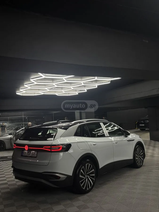Volkswagen ID 4 PURE + 2022 — миниатюра 3