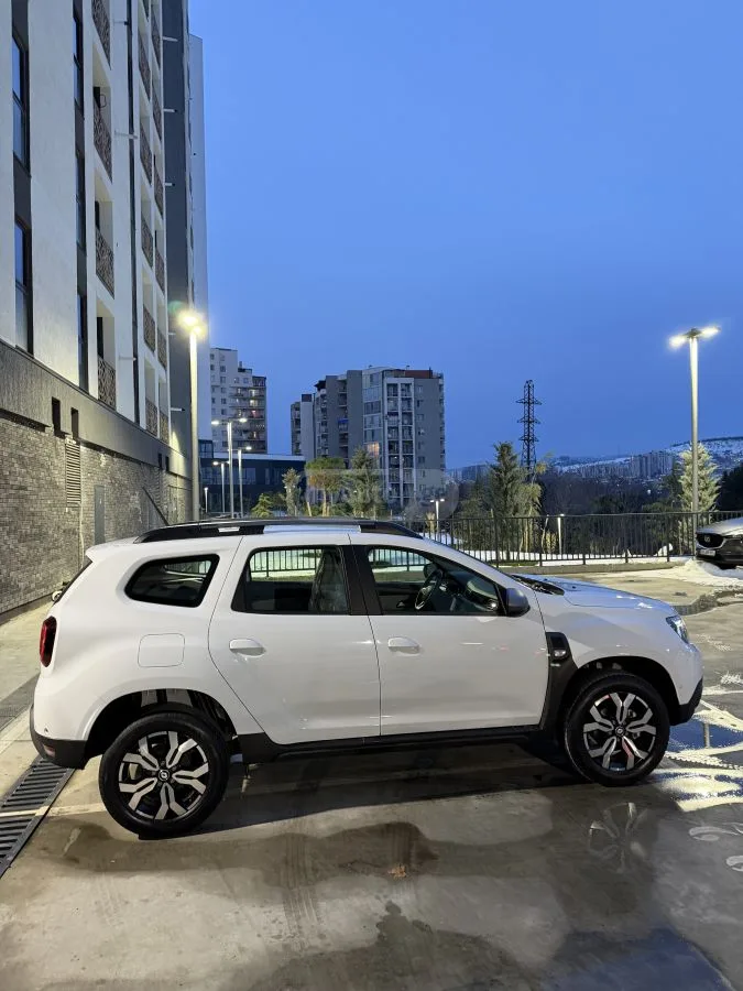 Renault Duster 2024 — миниатюра 2