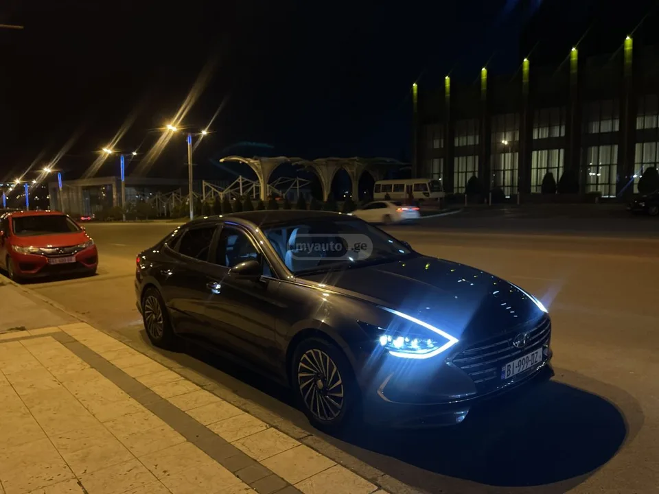 Hyundai Sonata 2022 — миниатюра 2