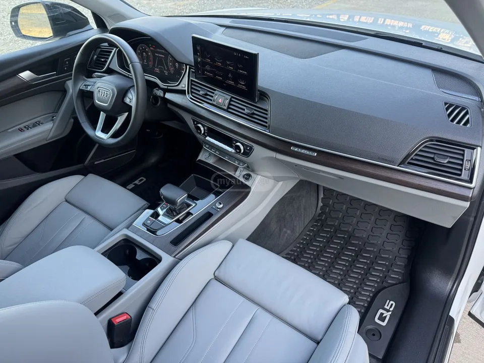 Audi Q5 45 S line Premium 4dr All-Whee 2023 — миниатюра 3
