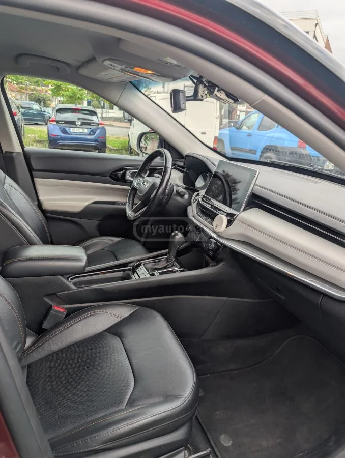 Jeep Compass Latitude 4dr 4x4 Automatic 2022 — миниатюра 3