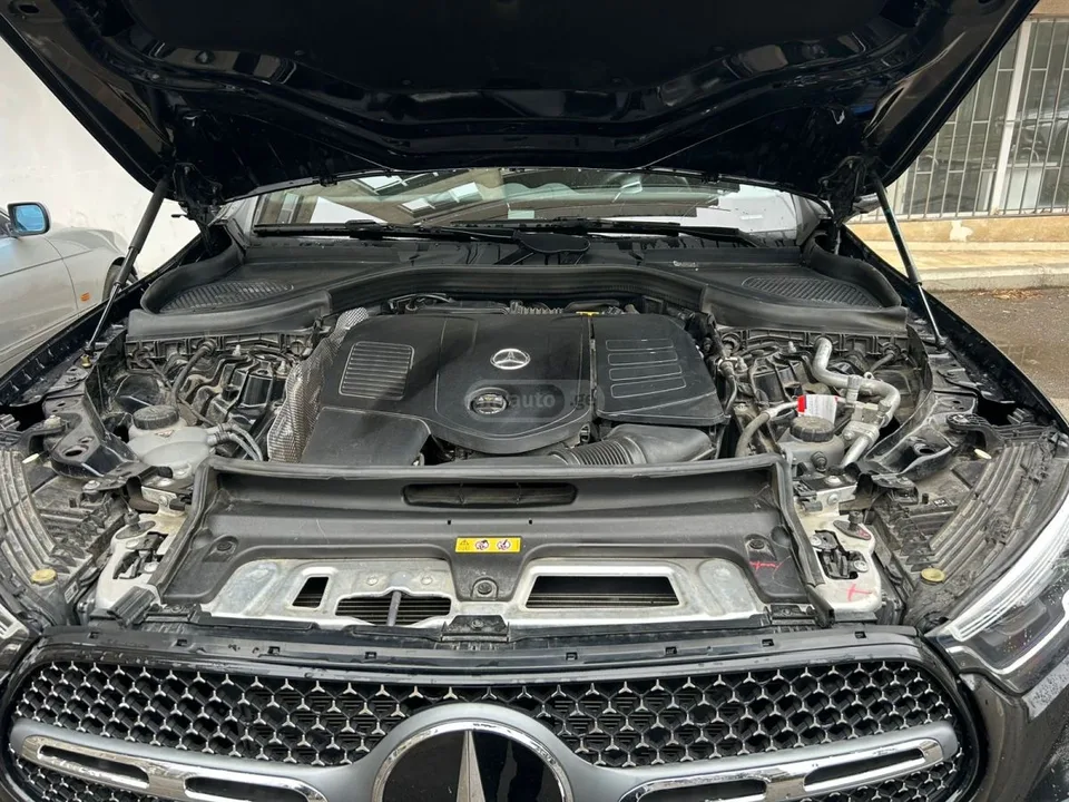Mercedes-Benz GLC 300 2024 — миниатюра 2