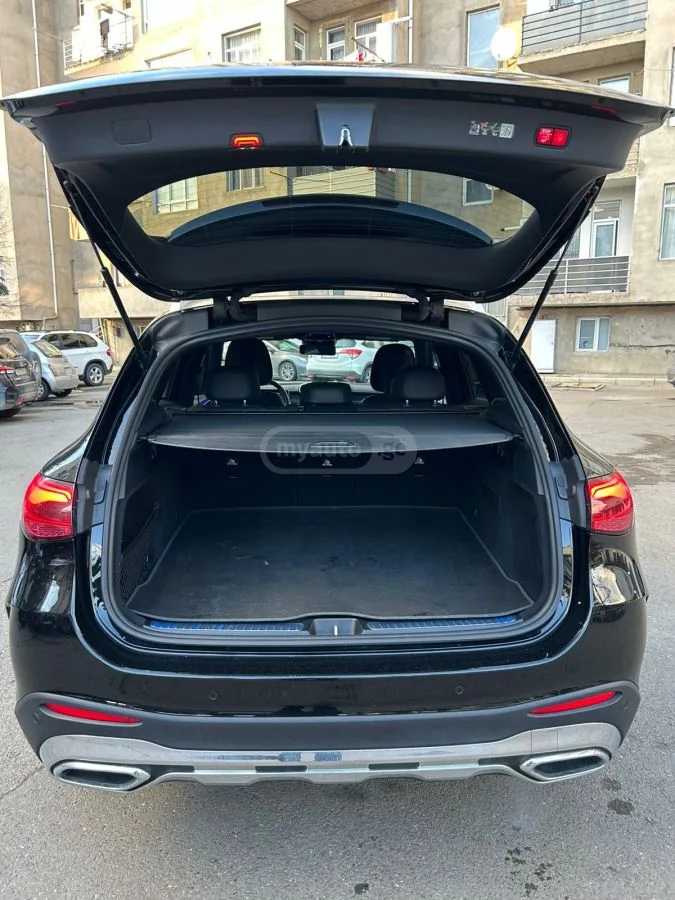 Mercedes-Benz GLC 300 2024 — миниатюра 3