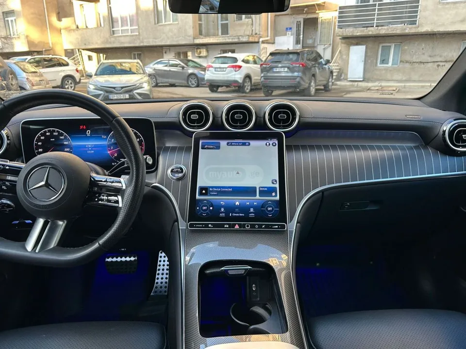 Mercedes-Benz GLC 300 2024 — миниатюра 4