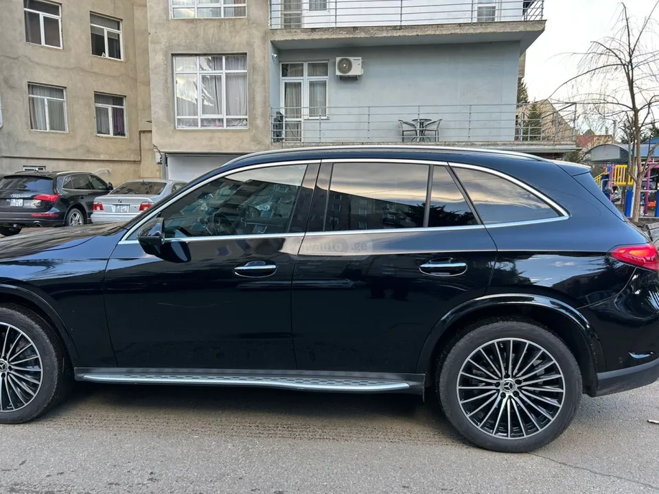 Mercedes-Benz GLC 300 2024 — миниатюра 5