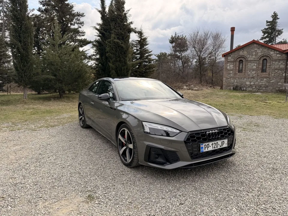 Audi A5 2022 — фото 1, купить с доставкой в Москву