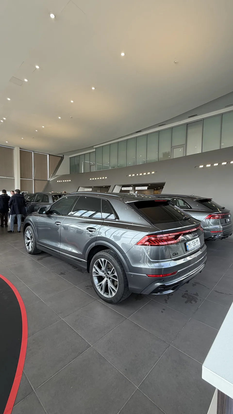Audi Q8 2023 — миниатюра 3