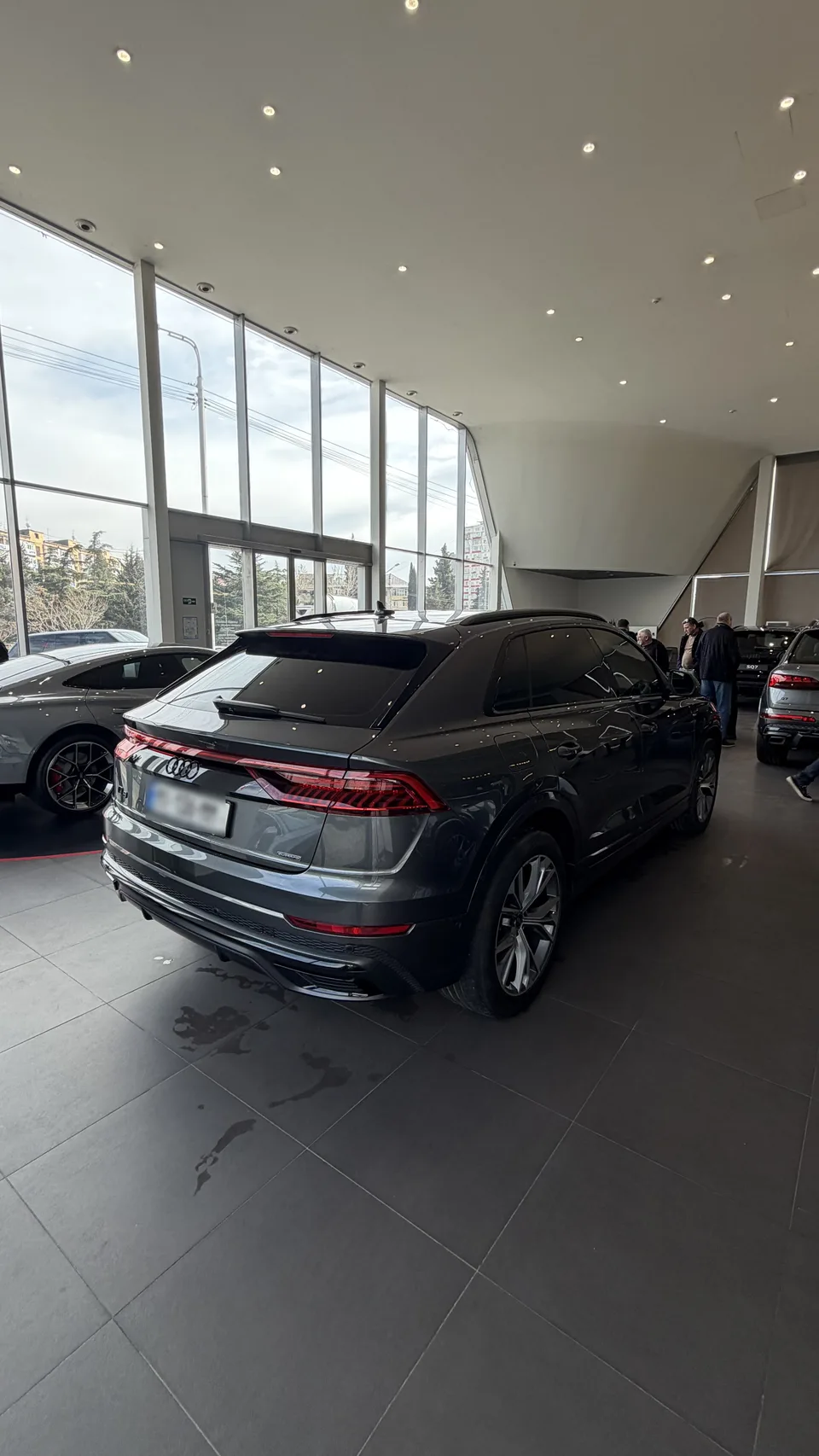 Audi Q8 2023 — миниатюра 4