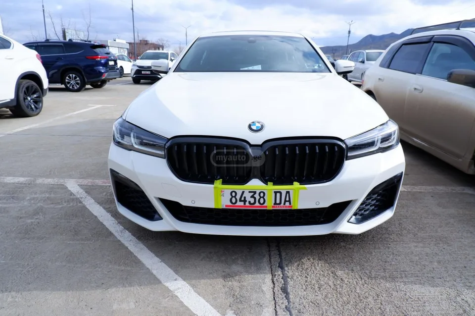 BMW 540 2023 — миниатюра 2