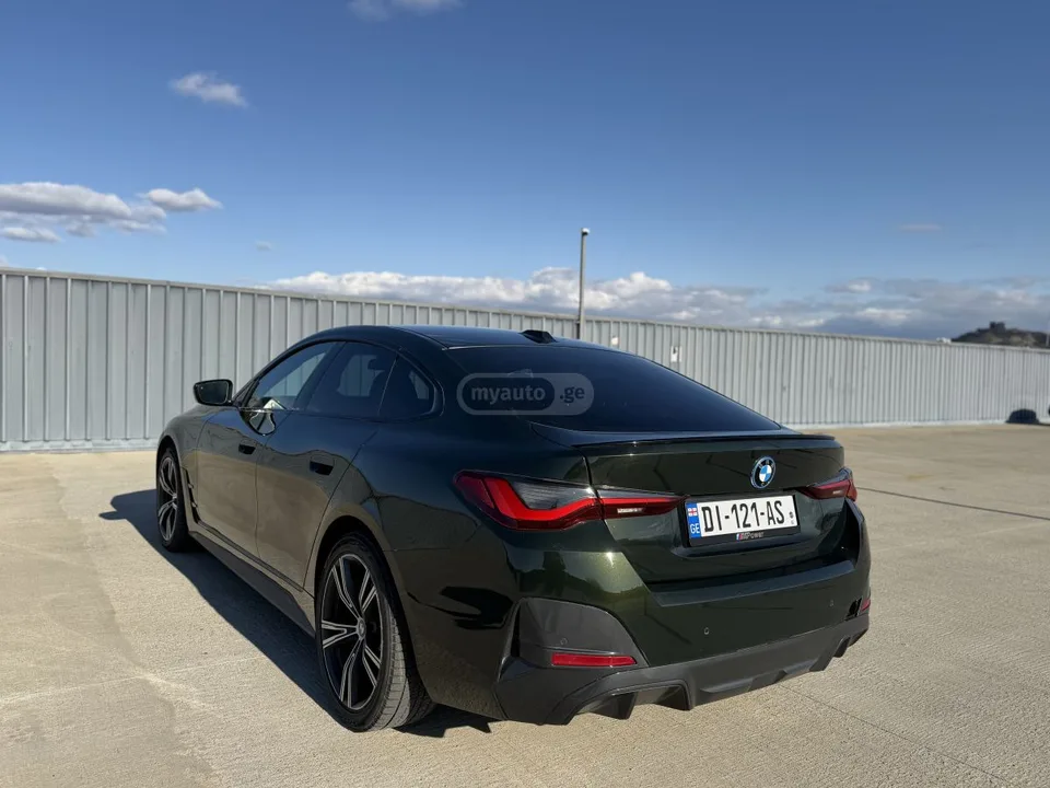 BMW i4 eDrive 40 2023 — миниатюра 2