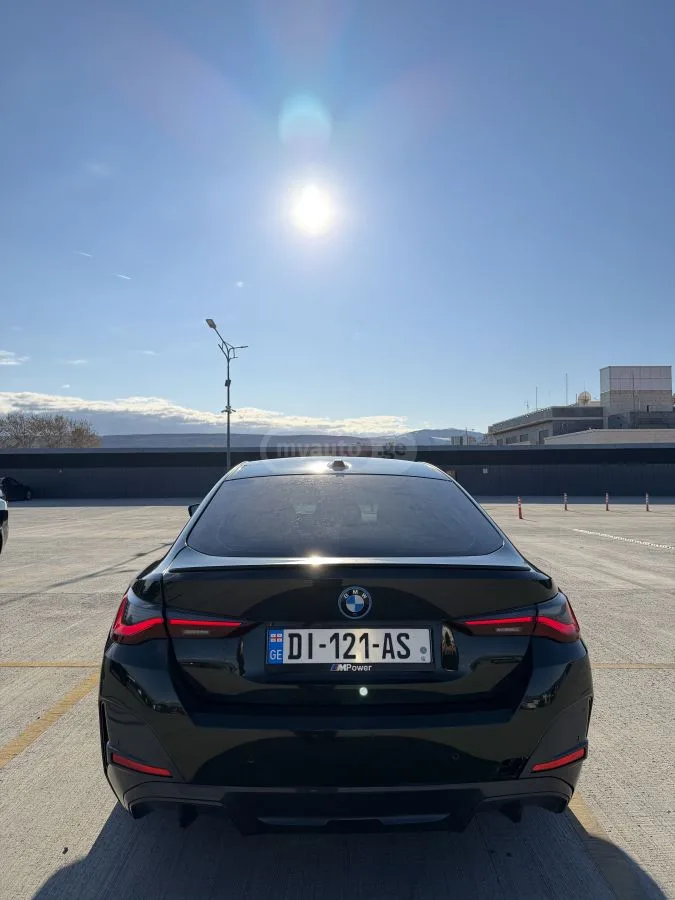 BMW i4 eDrive 40 2023 — миниатюра 5