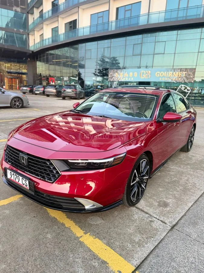 Honda Accord TOURING 2025 — фото 1, купить с доставкой в Москву