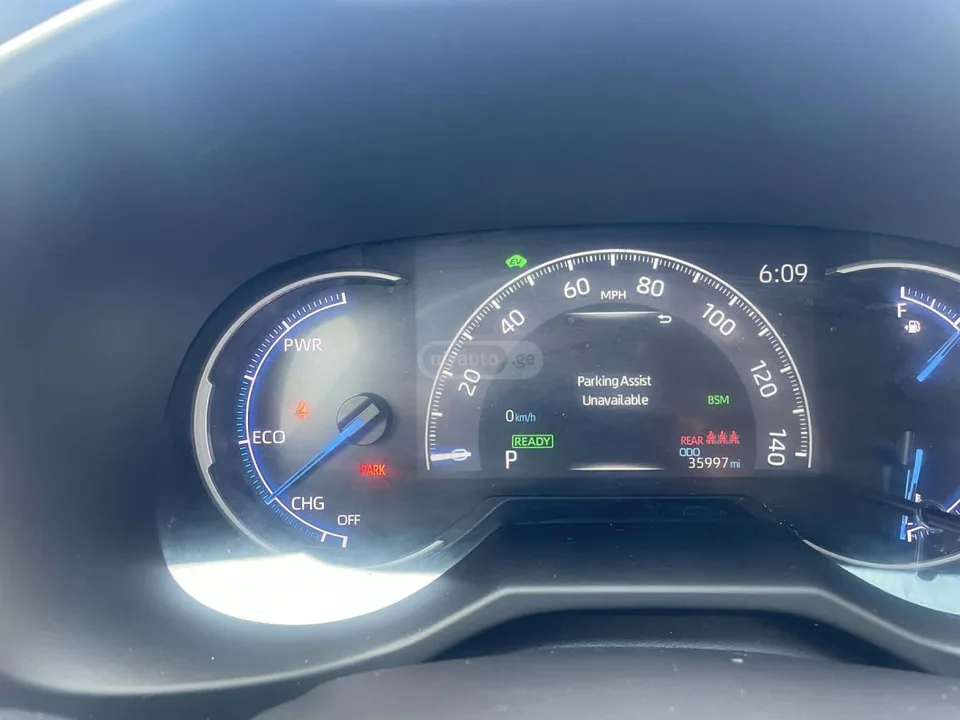 Toyota RAV 4 Limited 4dr All-Wheel Drive Au 2022 — миниатюра 4