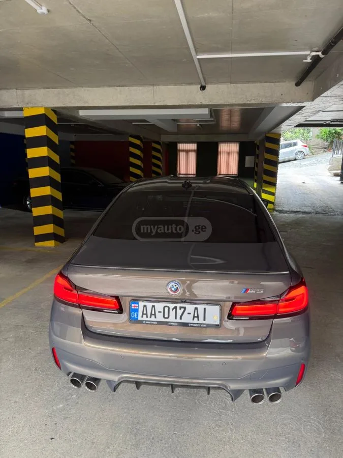 BMW M5 Base 4dr All-Wheel Drive Sedan 2023 — миниатюра 4