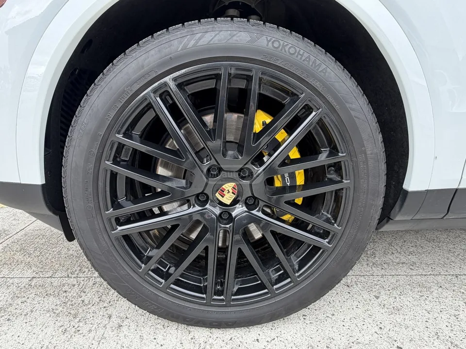 Porsche Cayenne 2024 — миниатюра 5